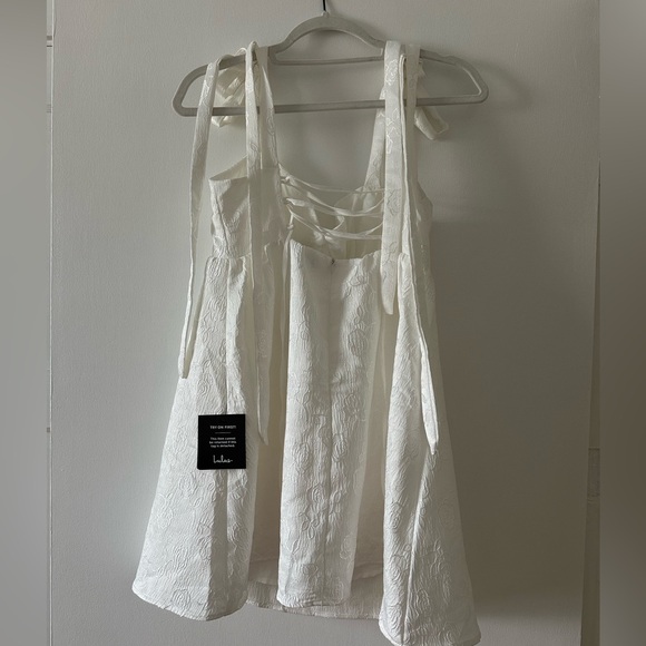 White grad dress lulus NWT - Picture 3 of 3